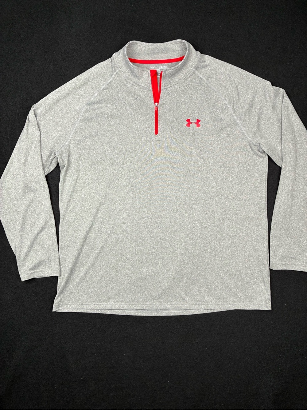 Under Armour Lightweight Grey Red Quarter-Zip Pullover Moisture Wicking Golf